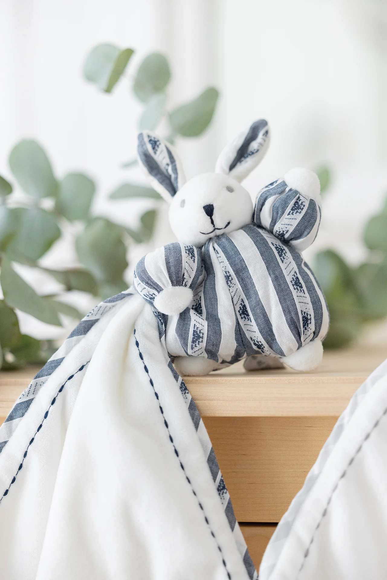 Augustin le lapin 1977 - doudou marine - Image 3