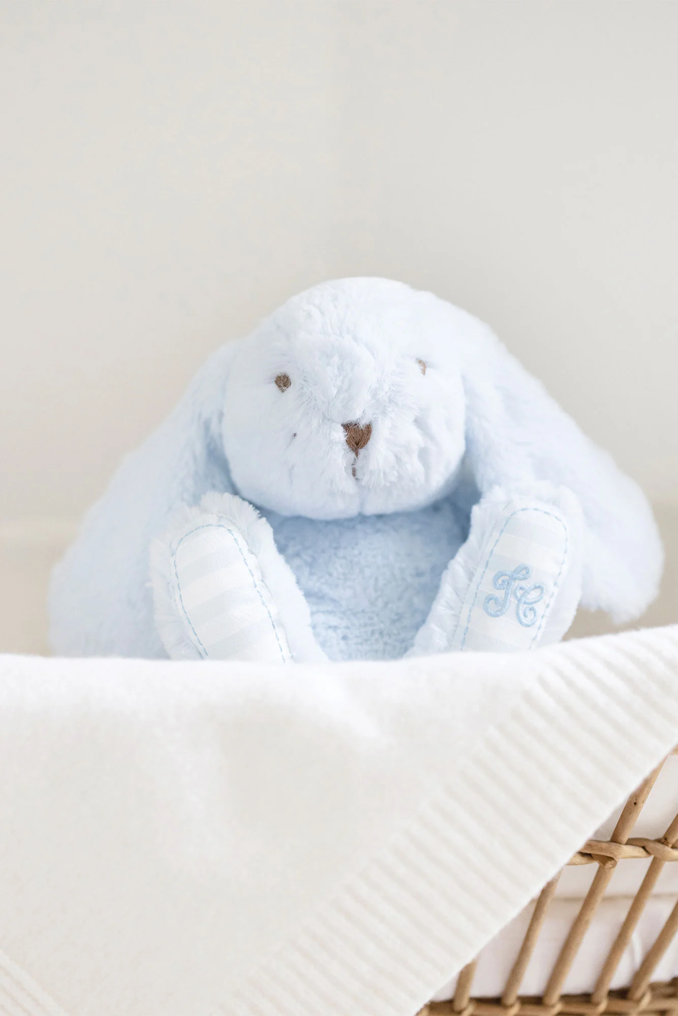 Augustin le lapin - 25 cm bleu ciel - Image 2