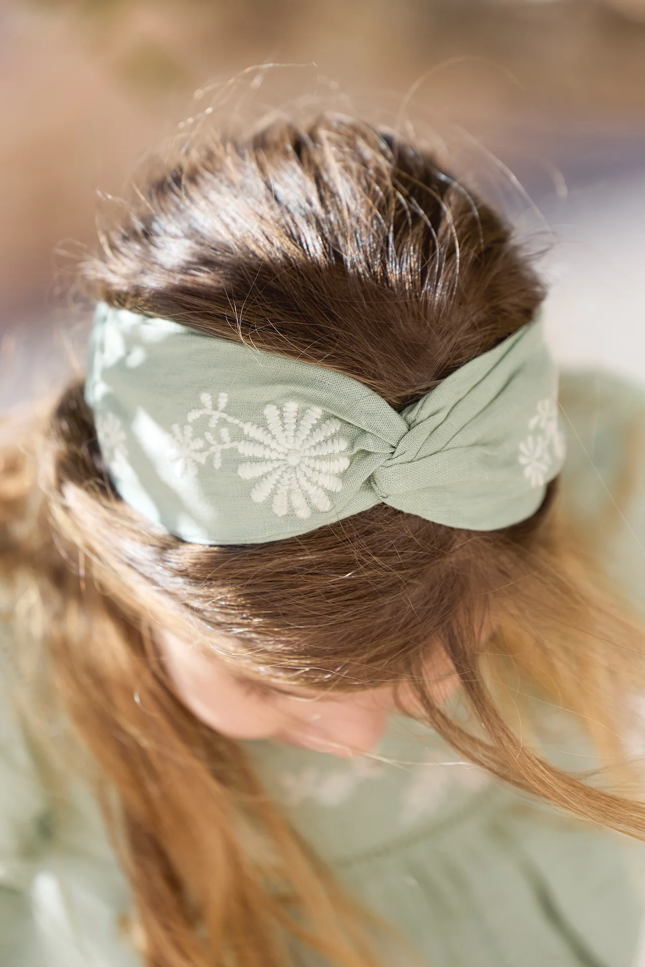 Bandeau - Vert sauge lin broderie fleurie - Image 2