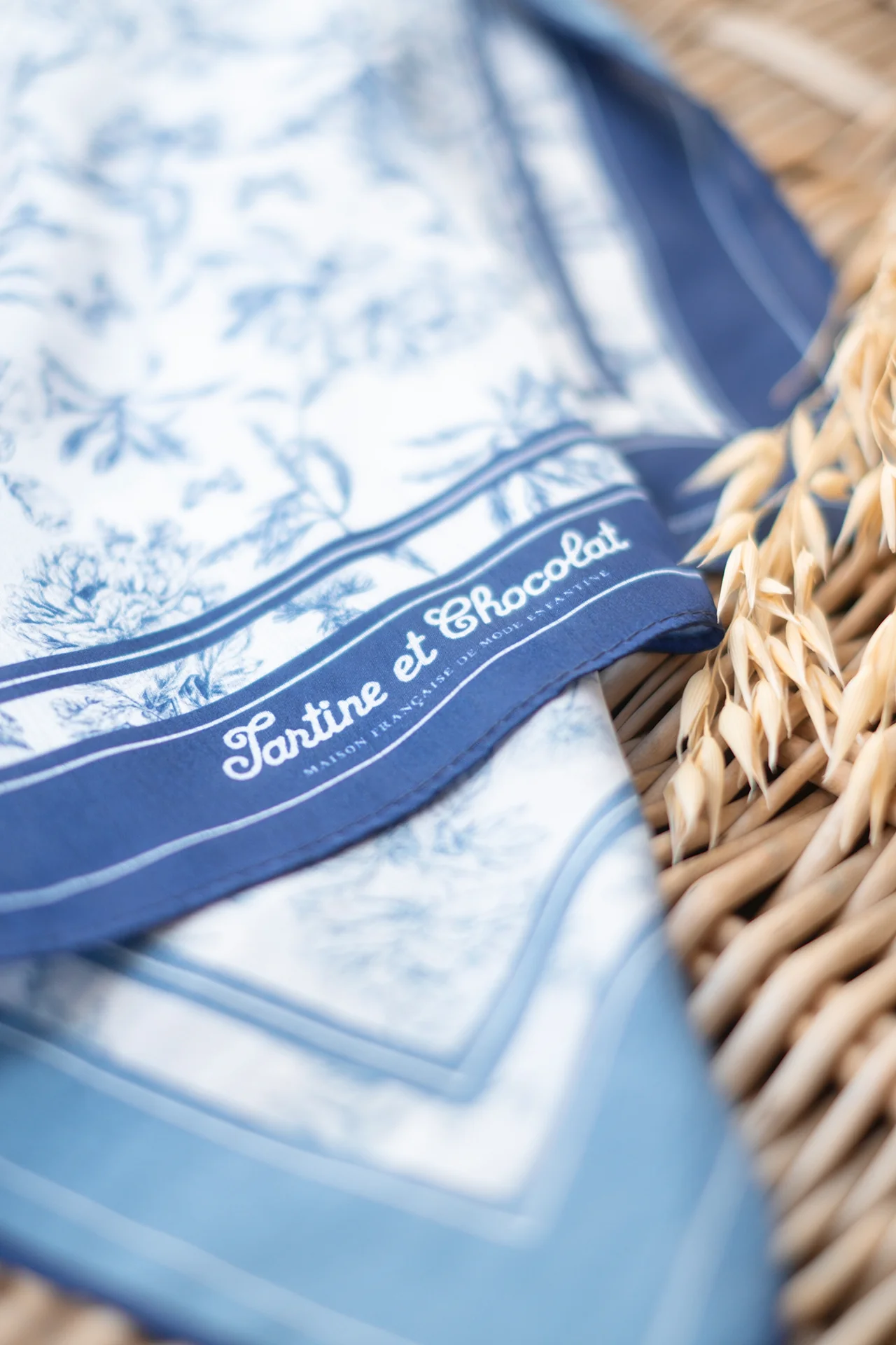 Foulard - Imprimé inspiration Toile de Jouy - Image 3