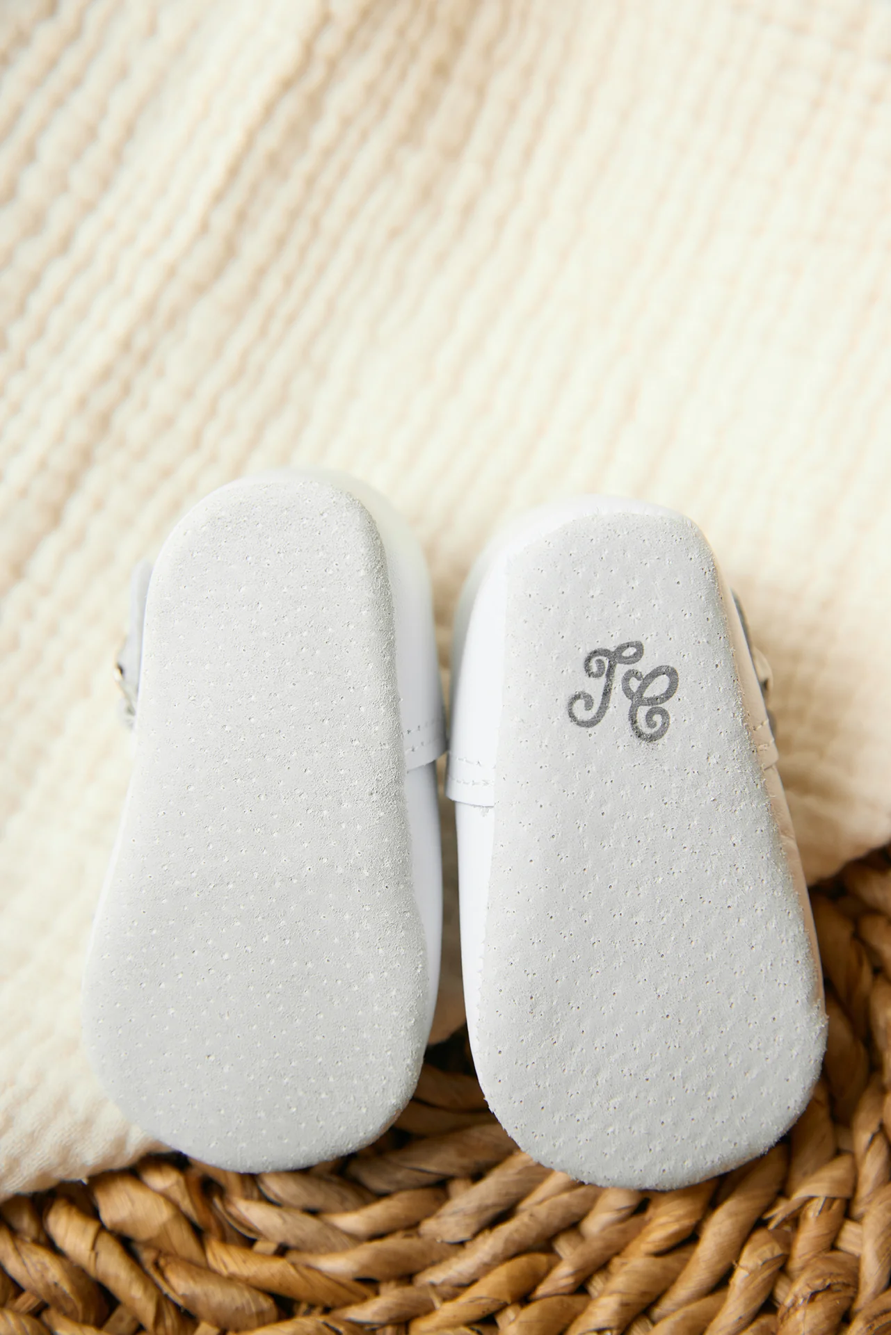 Chaussons Babies - Blanc cuir ajouré - Image 3
