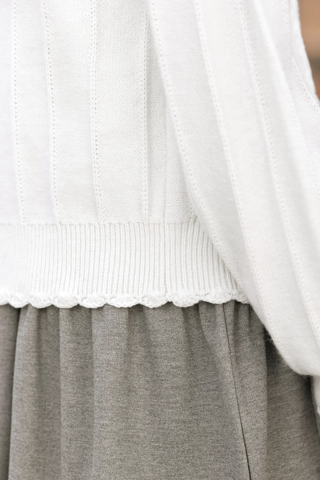 Cardigan - Ecru laine festonné - Image 4