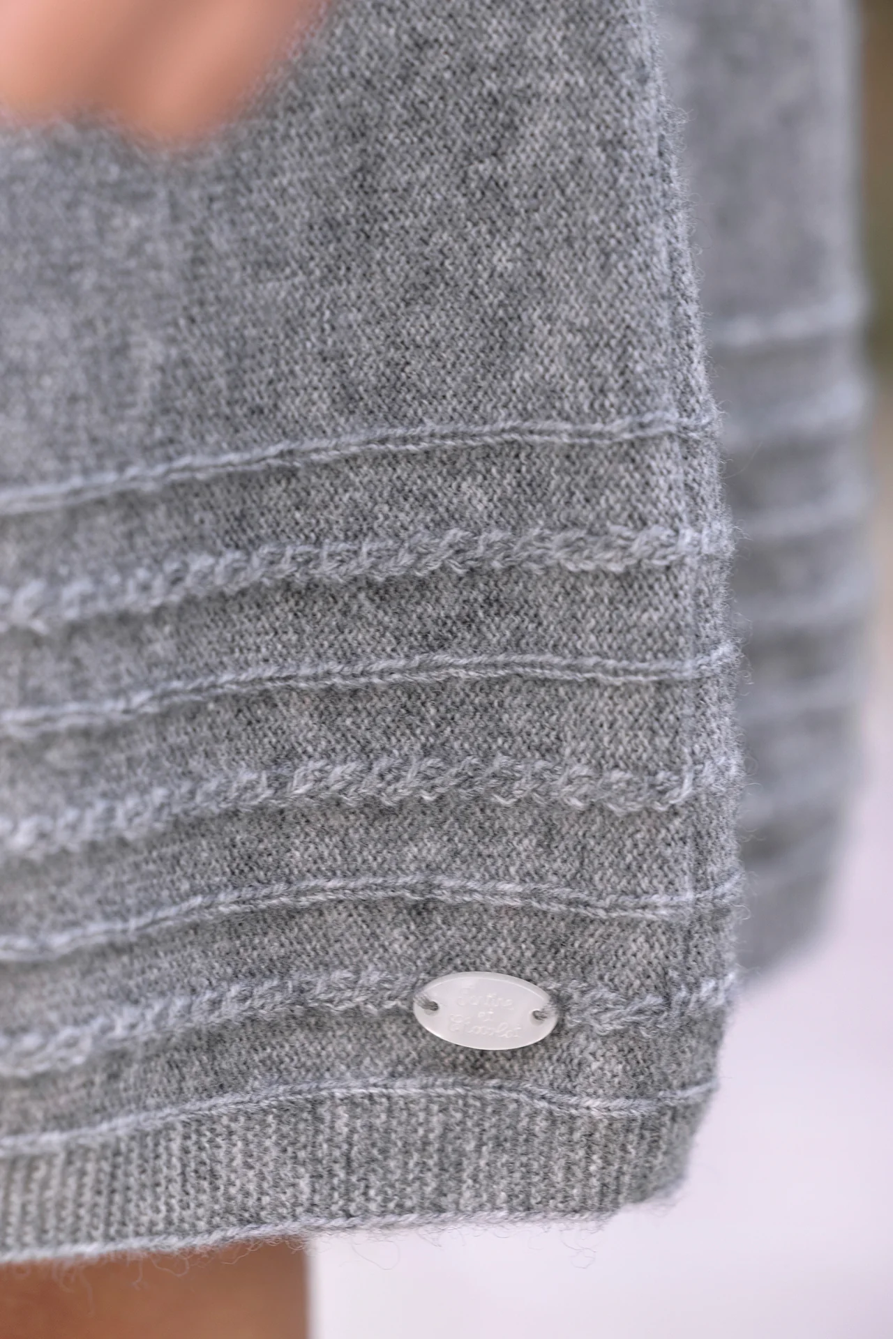 Robe - Gris chiné laine broderie fleurs - Image 4