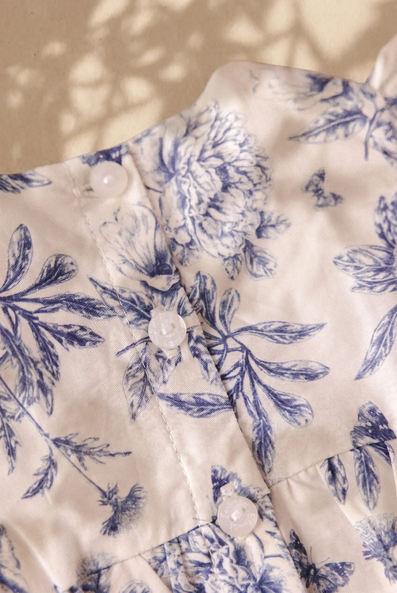 Ensemble court - Bleu coton imprimé inspiration toile de jouy - Image 3