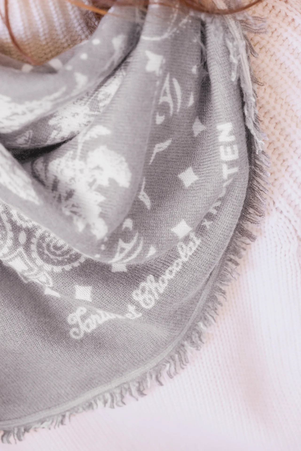 Grand Foulard - Taupe Kujten x Tartine et Chocolat - Image 5