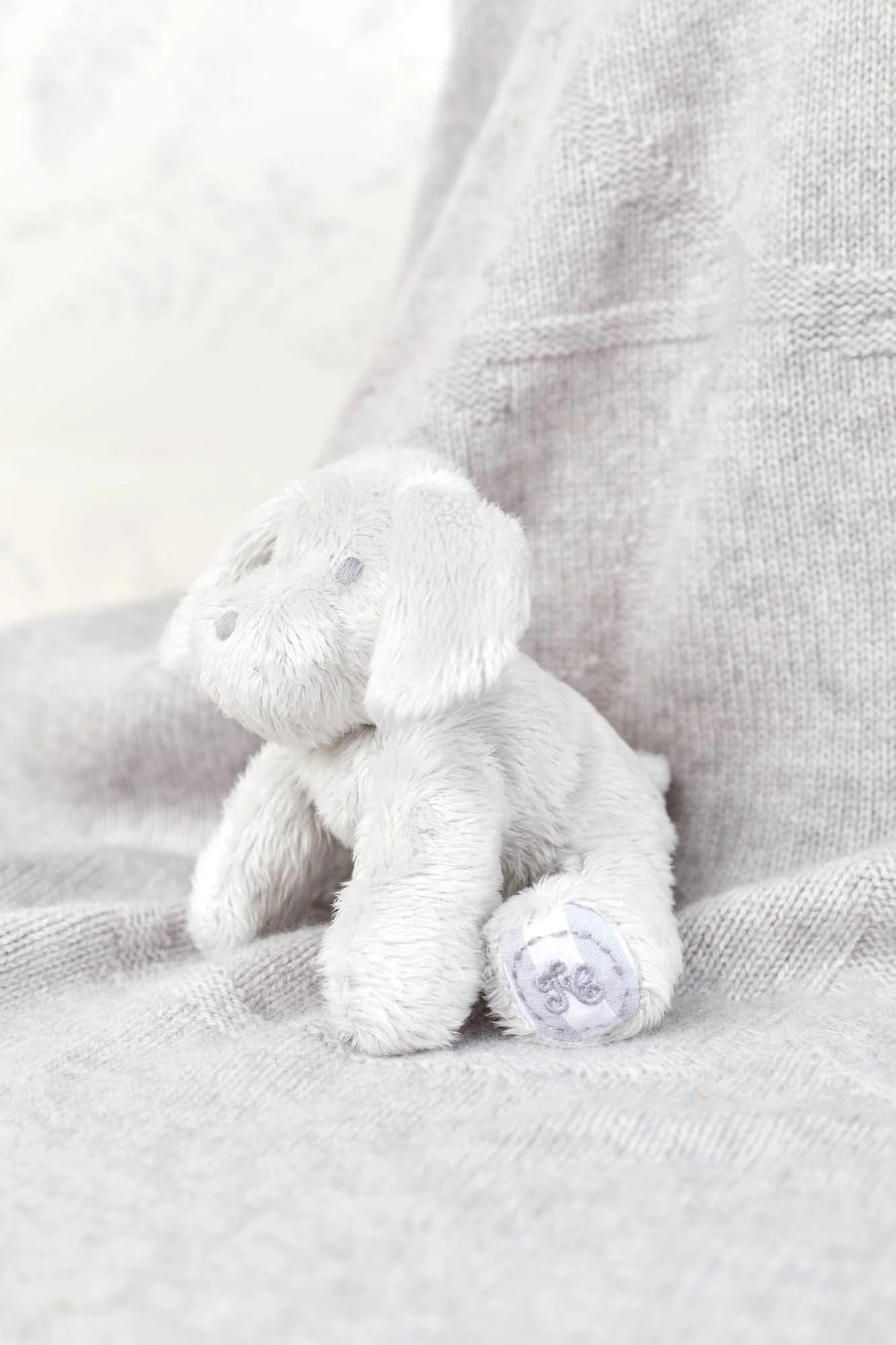 Lucien le chien -  gris 12 cm