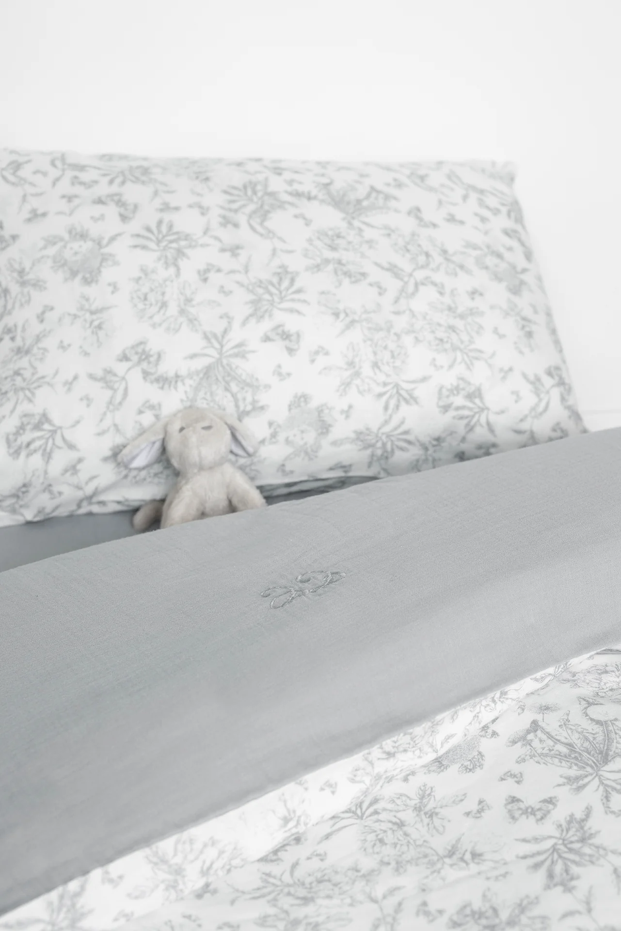 Parure de lit - Imprimé inspiration toile de jouy gris