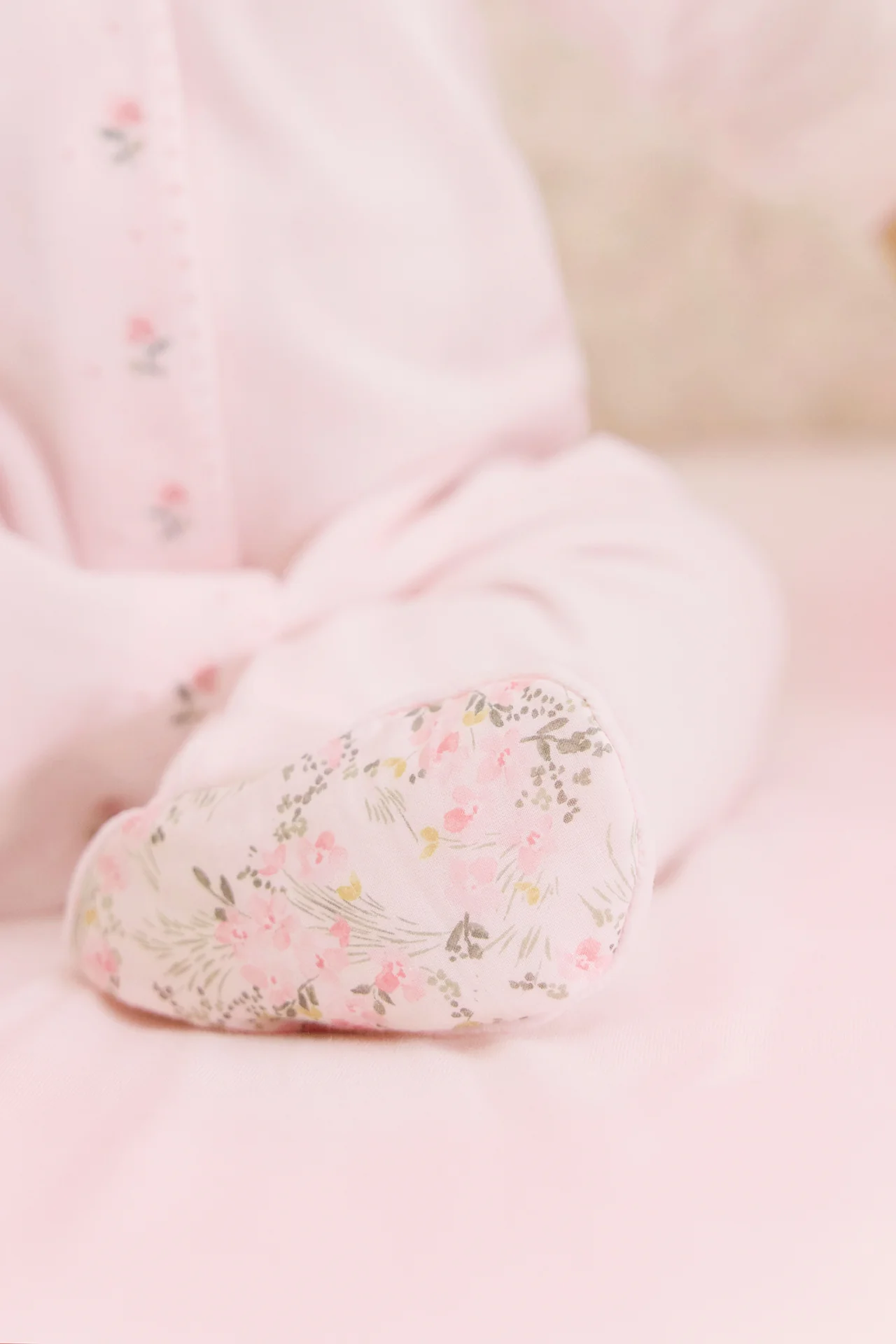 Pyjama - Velours rose pâle imprimé fleuri jardin hivernal - Image 3