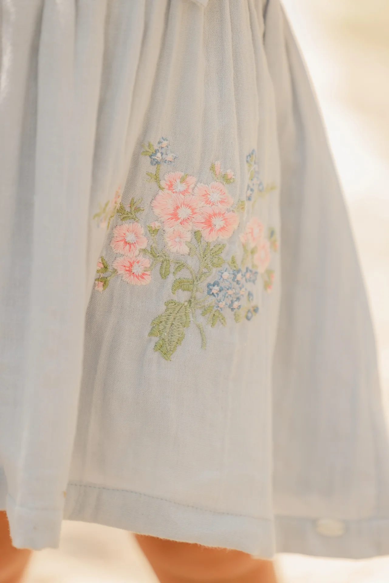 Robe - Bleu céleste détails nœuds - Image 5