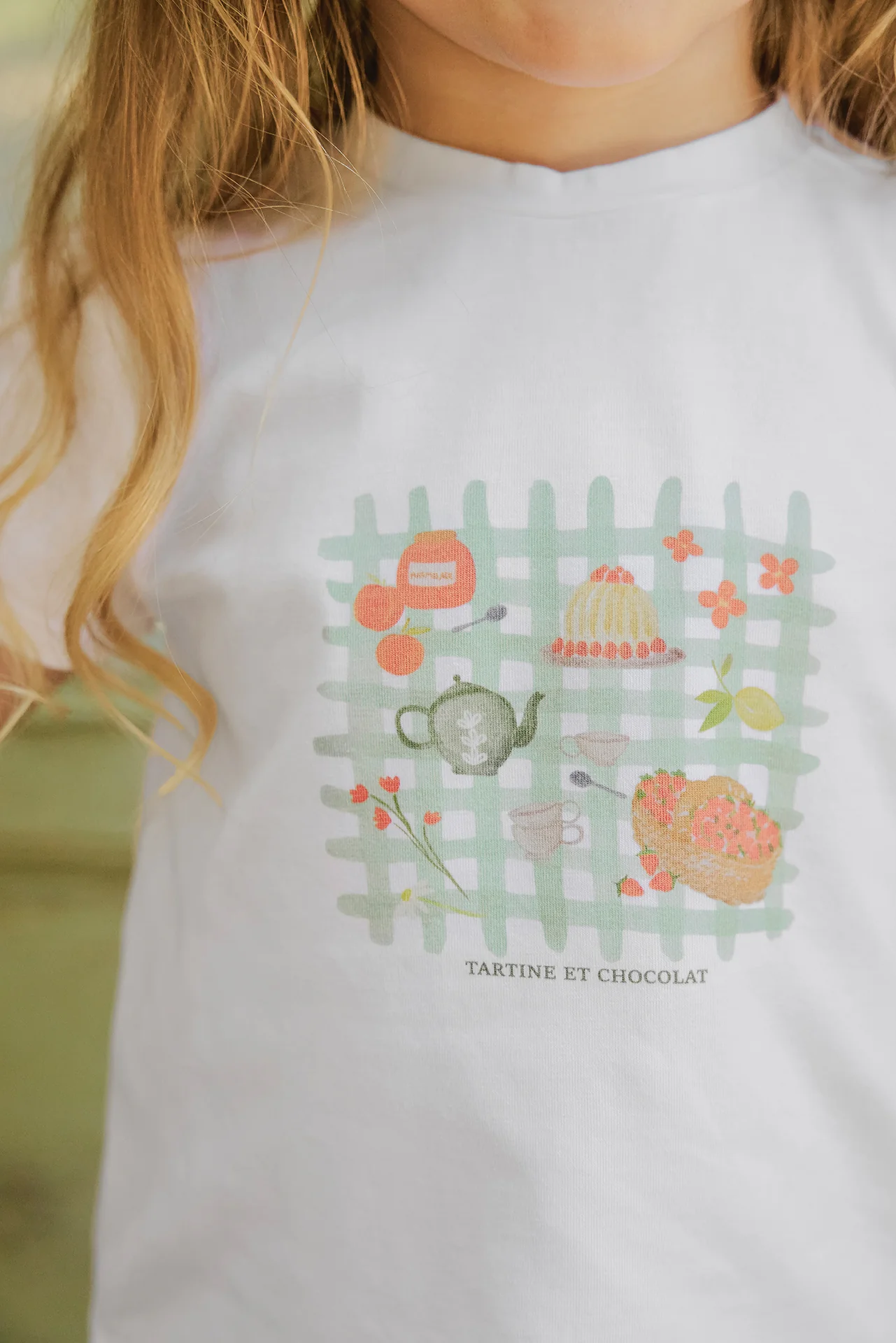 T-shirt - Blanc illustration promenade bucolique - Image 2