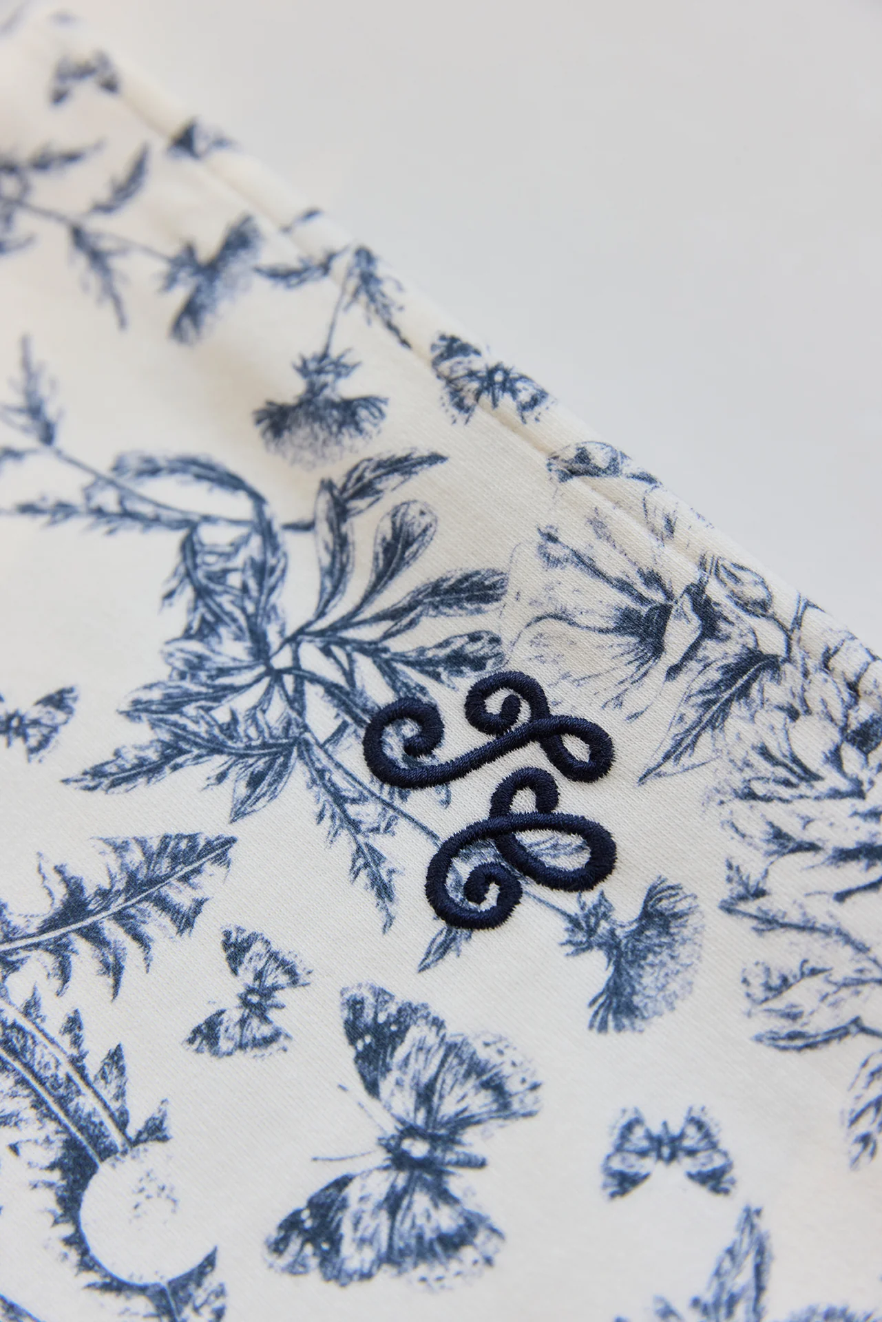 Écharpe de portage - Imprimé Inspiration Toile de Jouy - Image 7