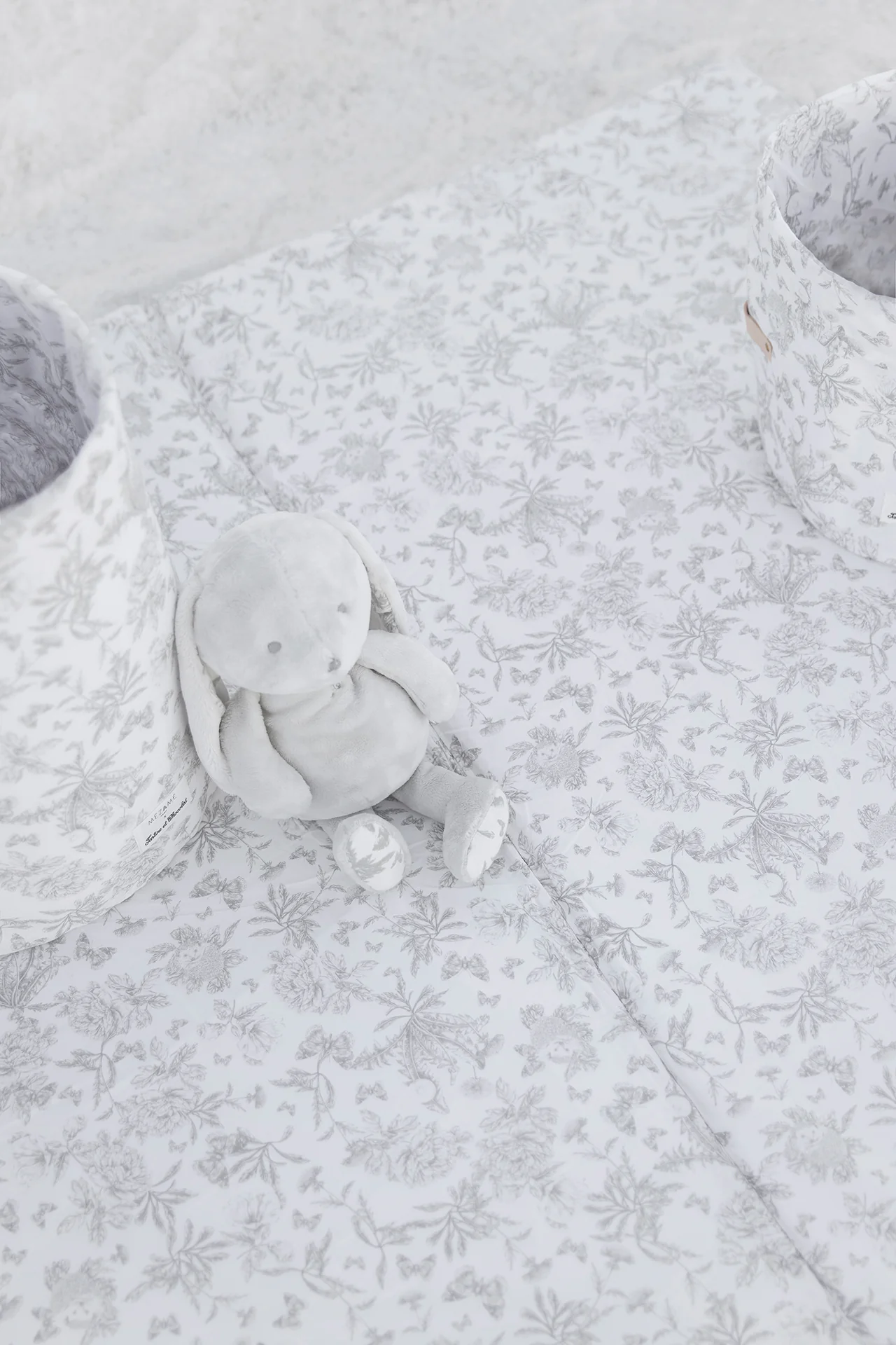 Tapis de vie toile de jouy gris - Mèzamé x Tartine et Chocolat - Image 2