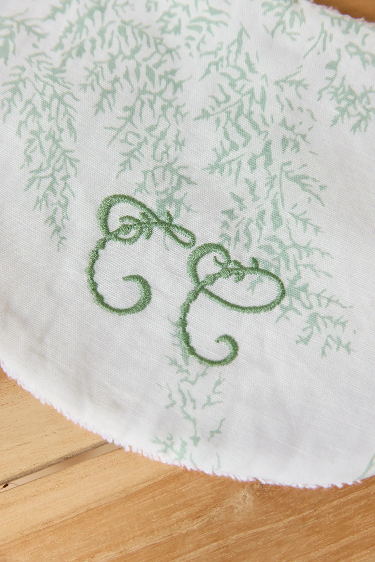Bavoir - Feuillage Vert T1 - Image 3